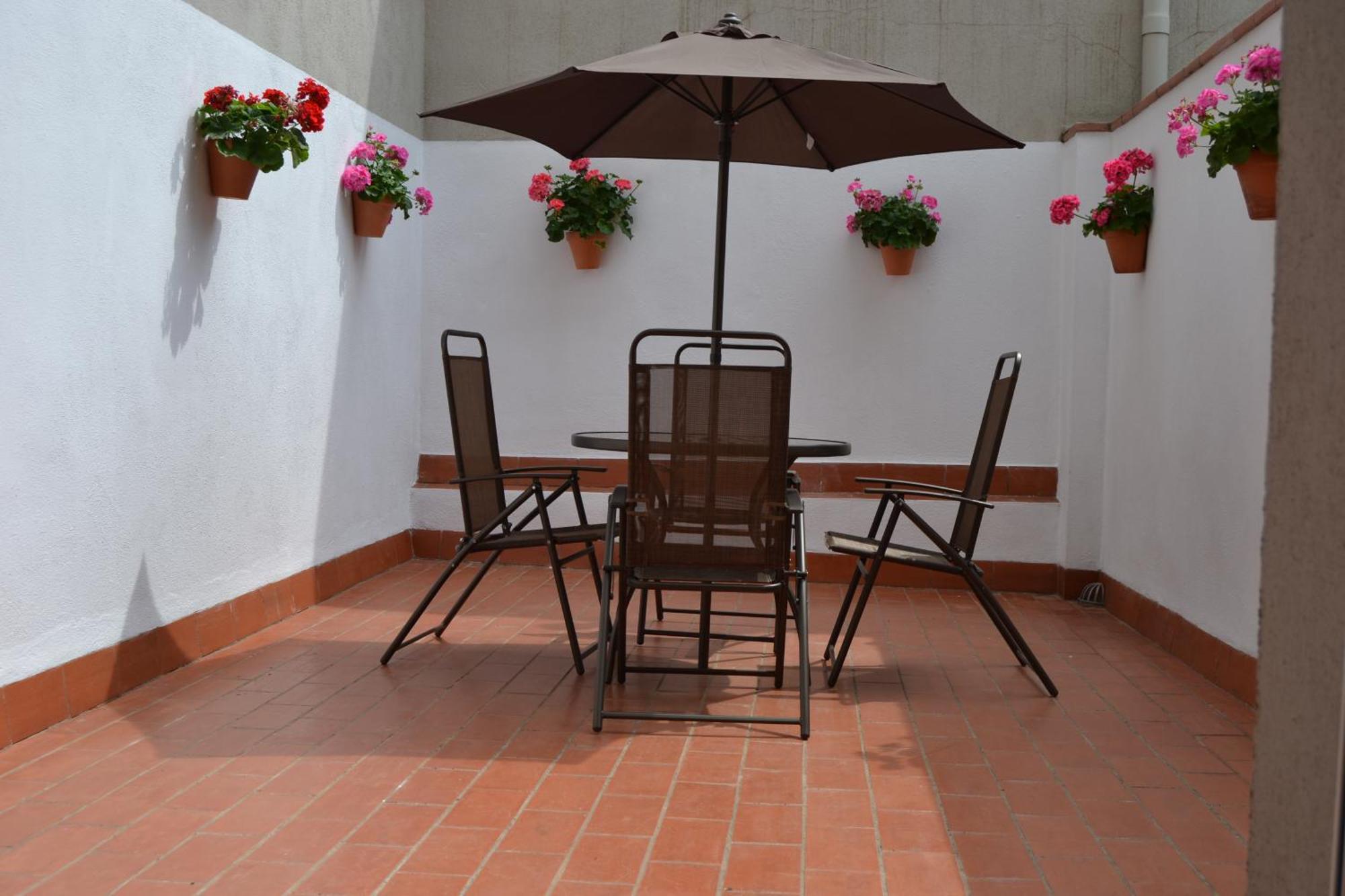 Apartments Figueres Exterior photo